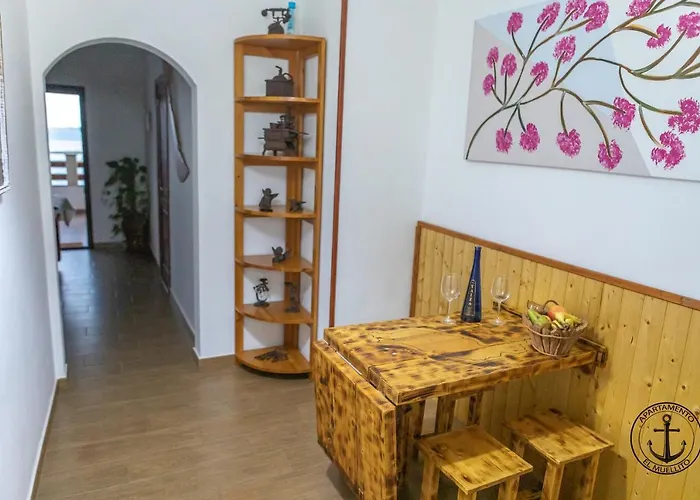 El Muellito Apartament *